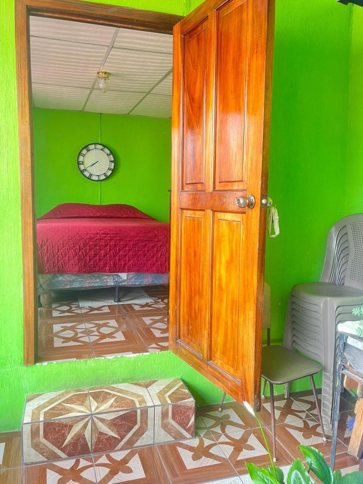 Jireh Antigua Hotell Exteriör bild